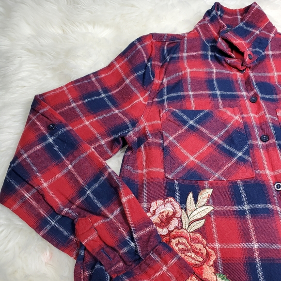 Charlotte Ruse women's flannel size Small - Picture 2 of 10